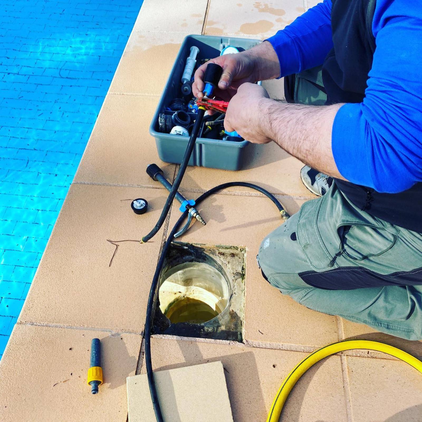 Recherche de fuite d'eau dans une piscine à Ste maxime dans le Var