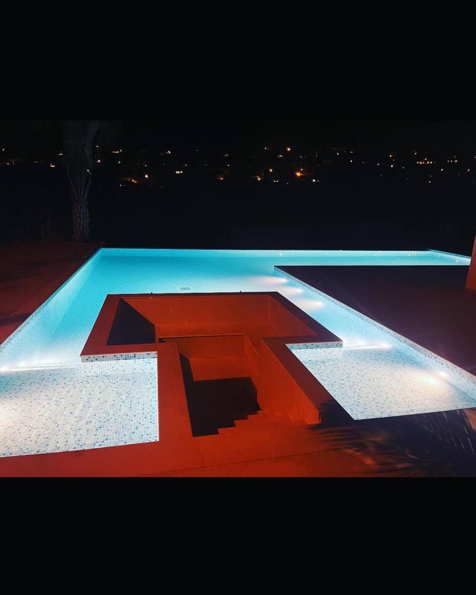 Construction de piscine en béton St tropez dans le Var