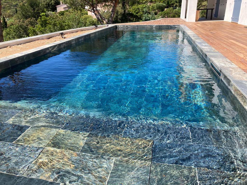 Nettoyage de piscine pour un particulier a Cogolin