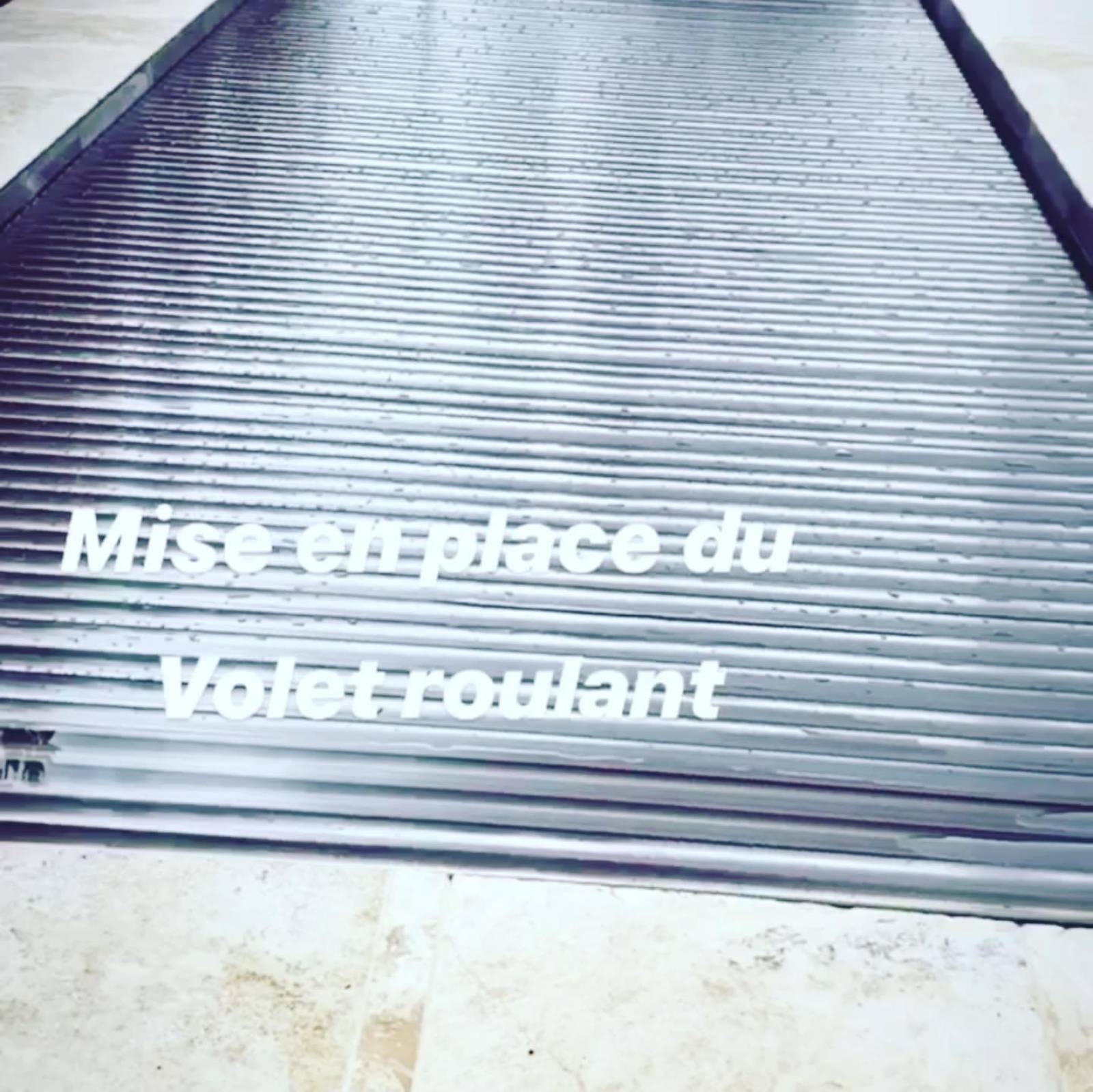 Installation de volets roulants sur mesure pour piscine enterrée à Sainte-Maxime (83) Var