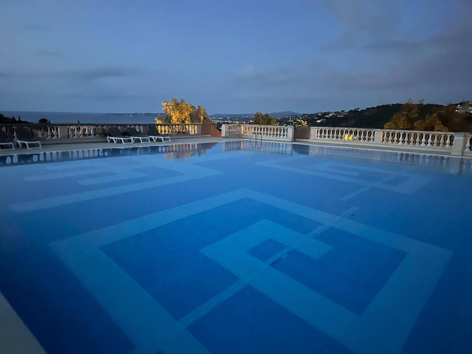 renovation d'une piscine beton et du local technique a st tropez