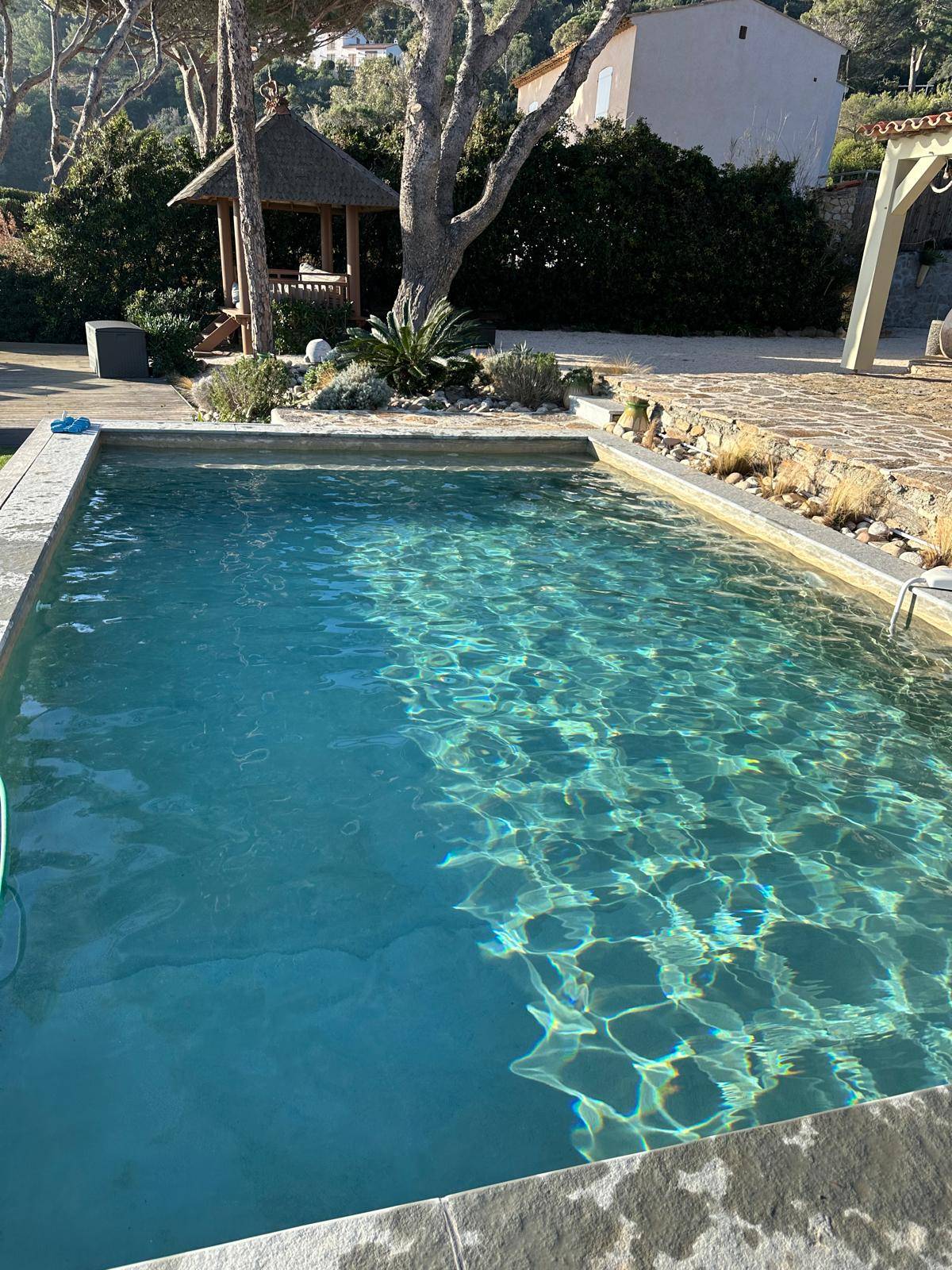 Entretien de piscine a Saint Tropez
