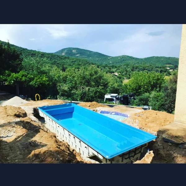 Coque en carbone gaius