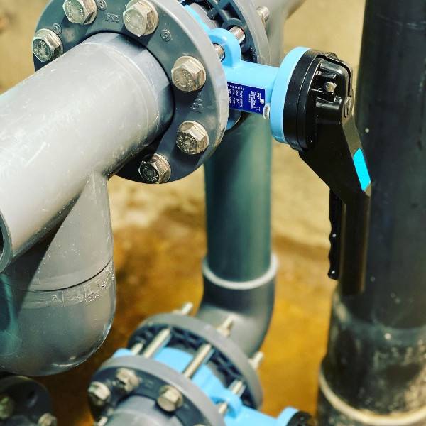 Création d un batterie de vannes pour piscine publique