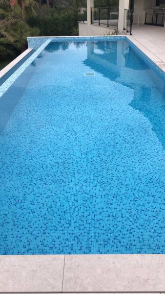 entretien de piscine pour un particulier a st tropez dans le Var